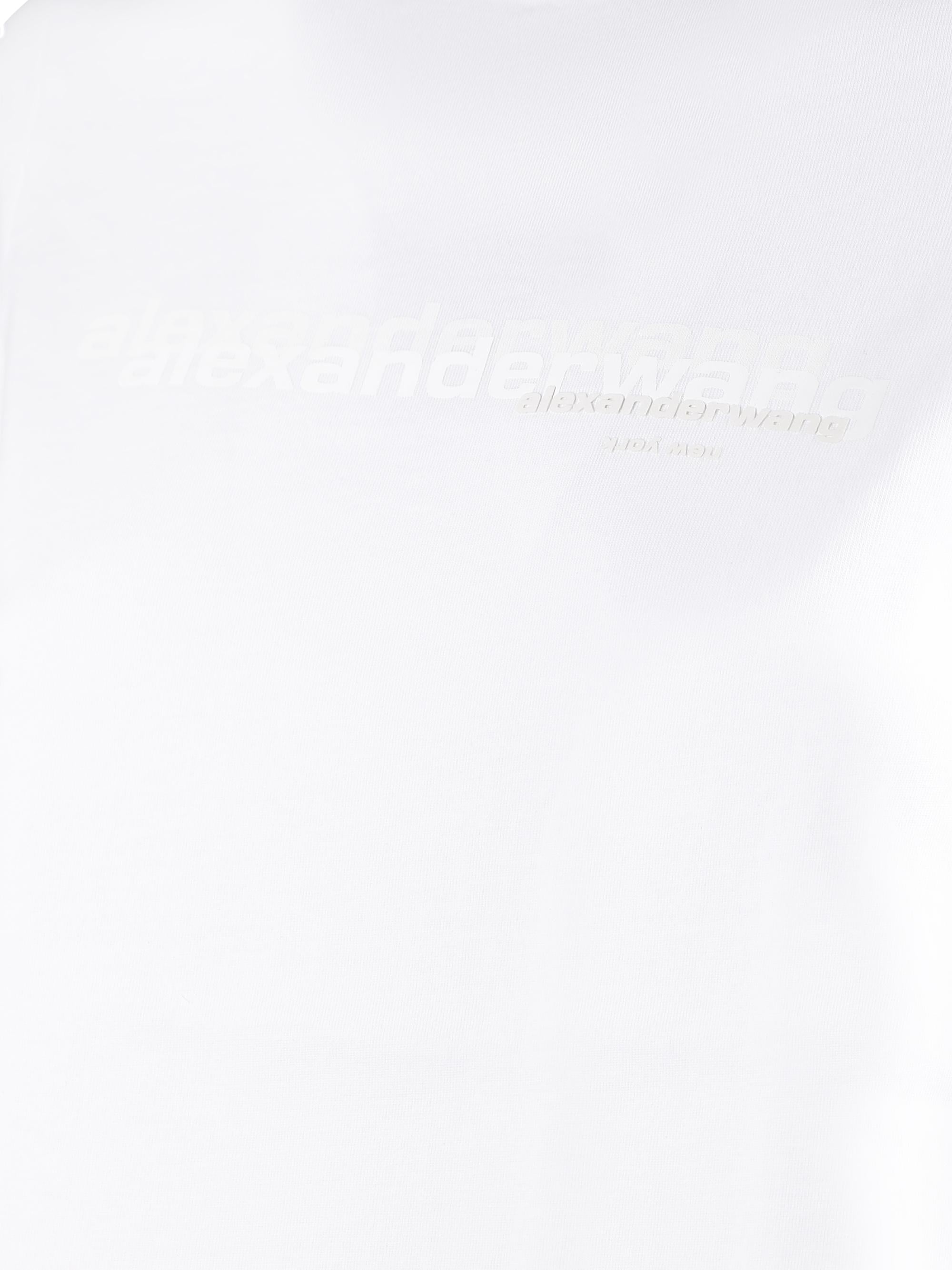 Ingrandisci