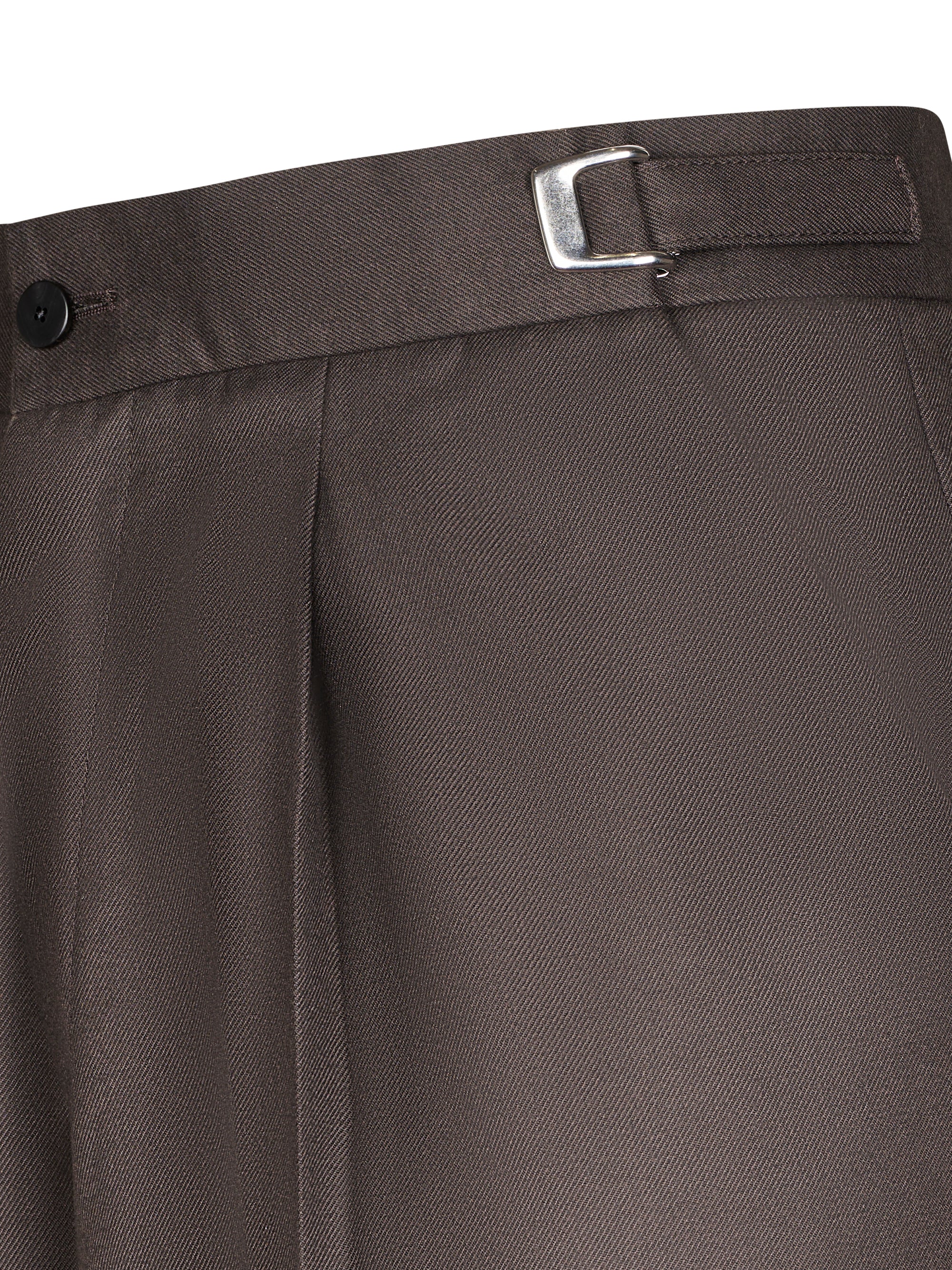Ingrandisci