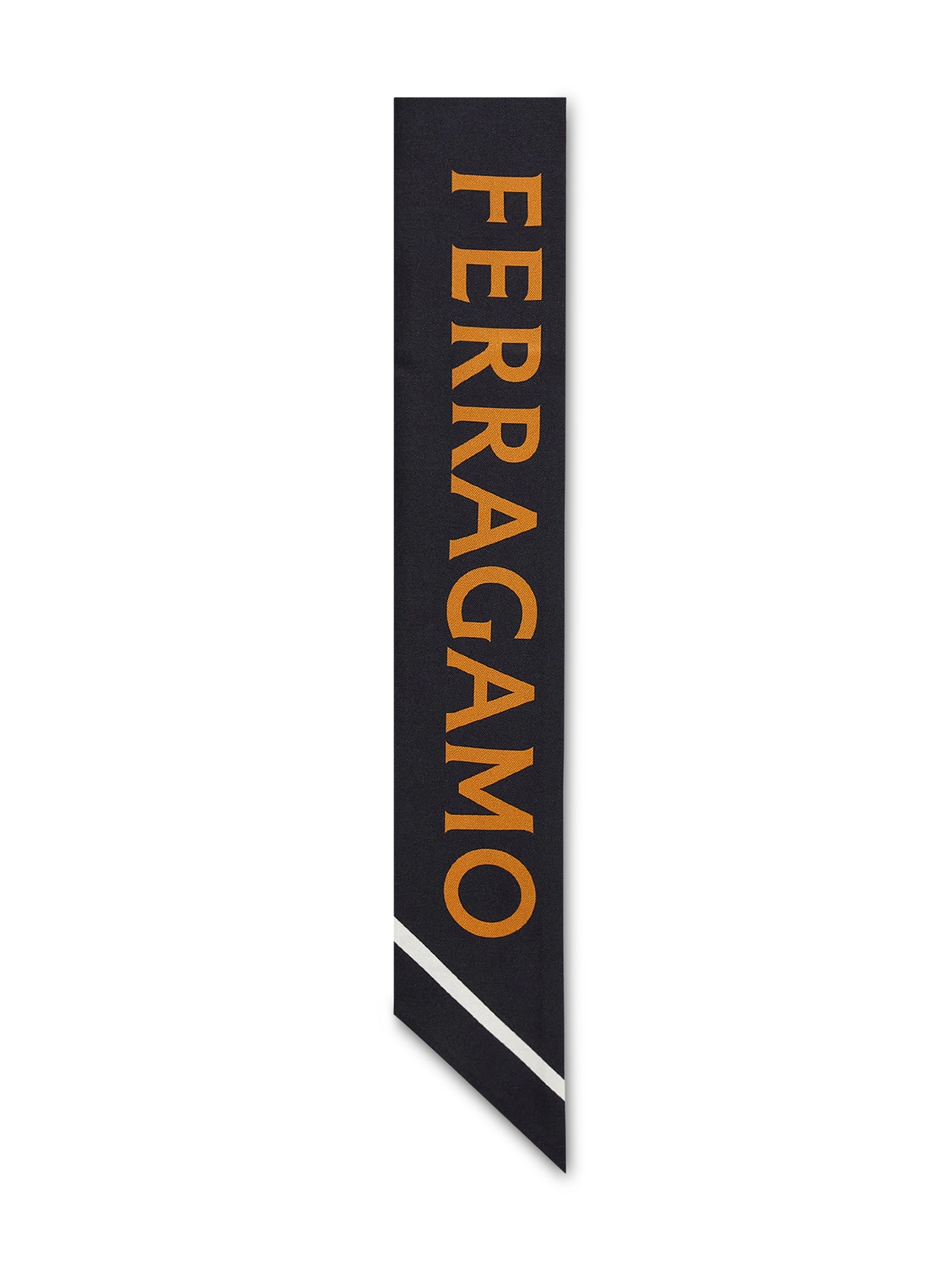 Ingrandisci