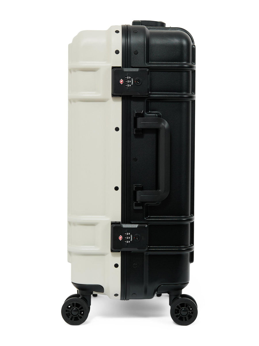  EK0A5BJE4Y51  EASTPAK 