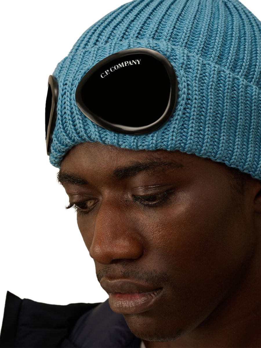 KNIT CAP CMAC742A005509A 815 CP COMPANY 