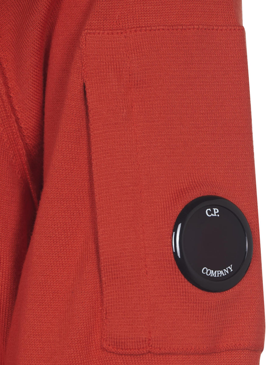  18CMKN026A004037A 547 CP COMPANY 