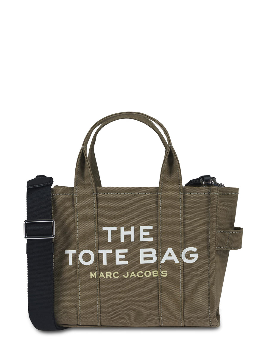  M0016493 372 MARC JACOBS 