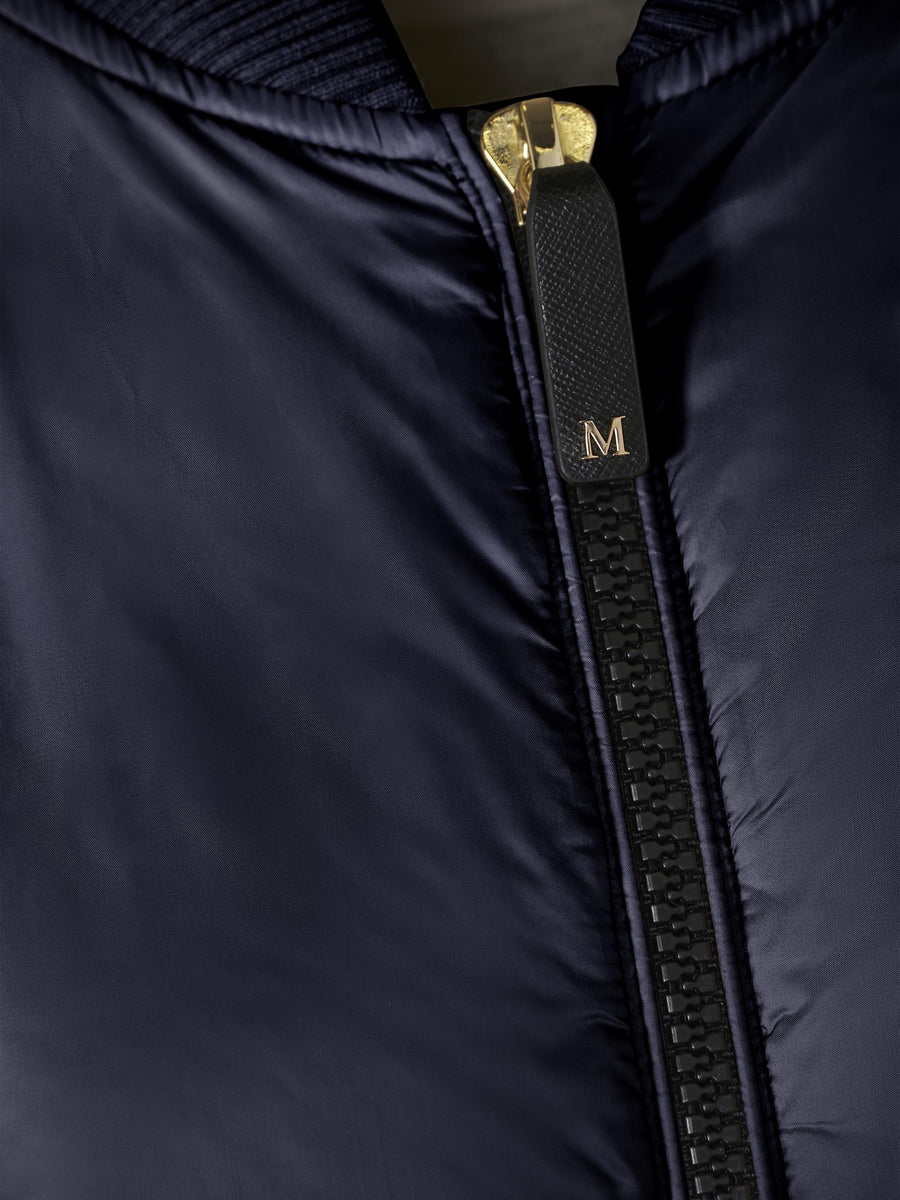  GREENB 008 MAXMARA THE CUBE 