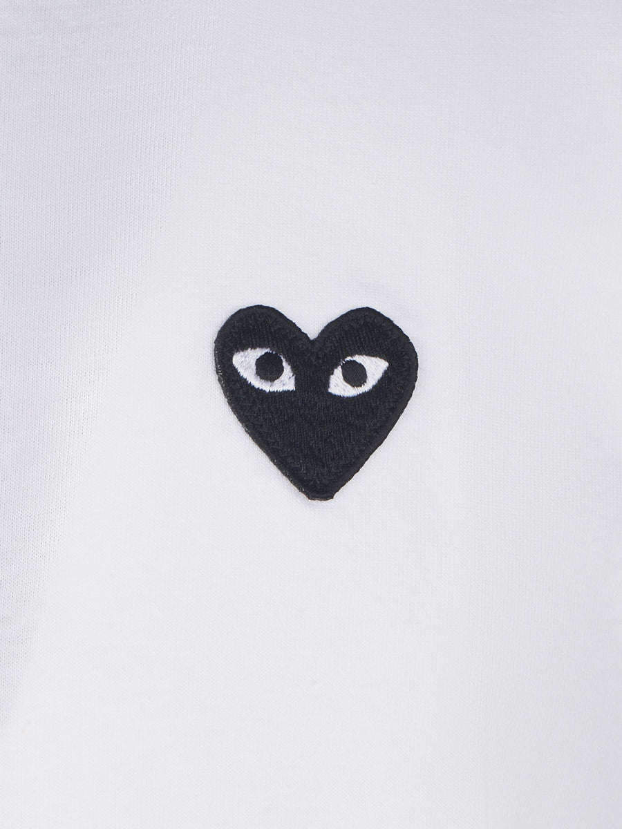 T-SHIRT RED EMBLEMRED HEART AX-T006-051 2 COMME DES GARCONS PLAY 